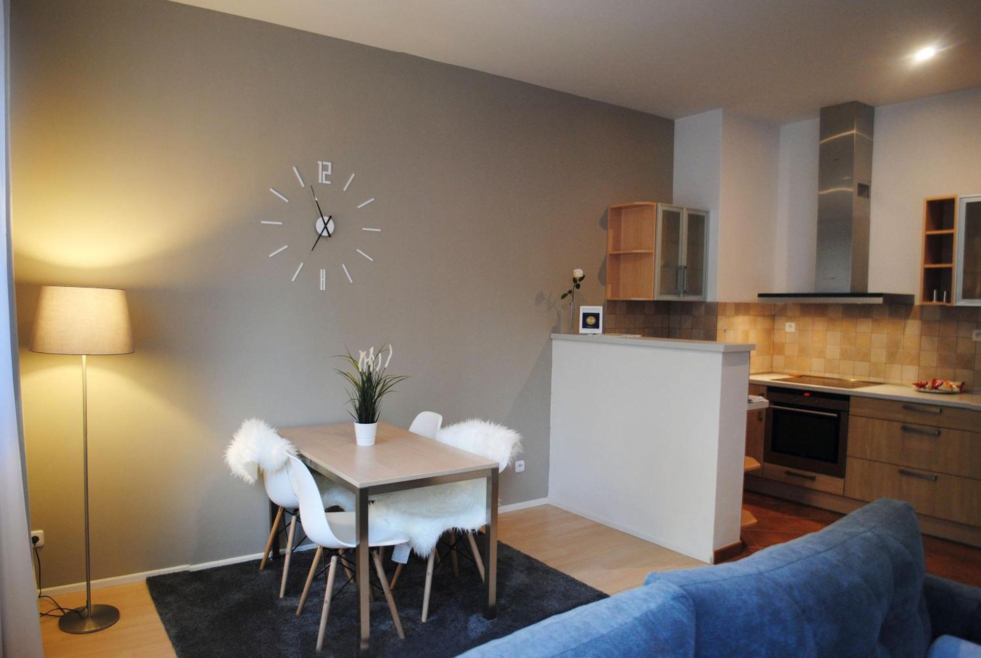 Apartment Centrum + Parking Olomouc Ngoại thất bức ảnh